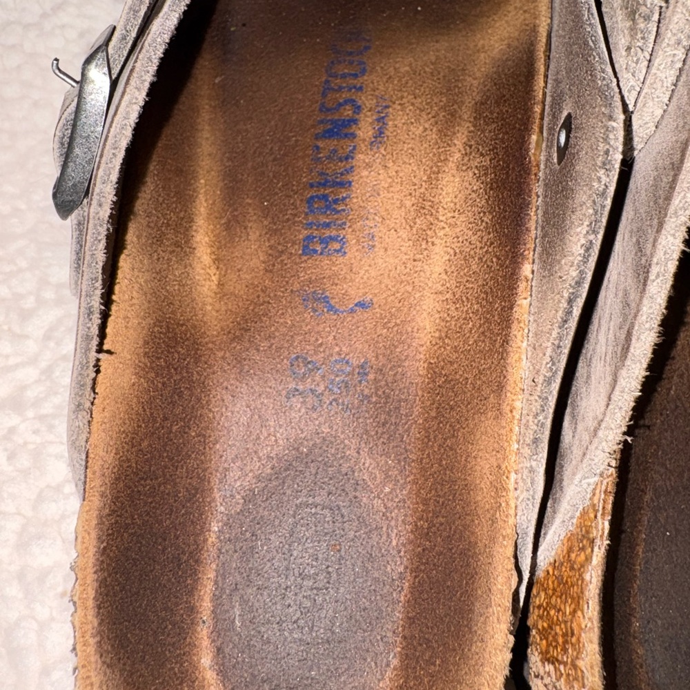 Birkenstock Women's Grey Leather Clogs - Picture 7 of 7